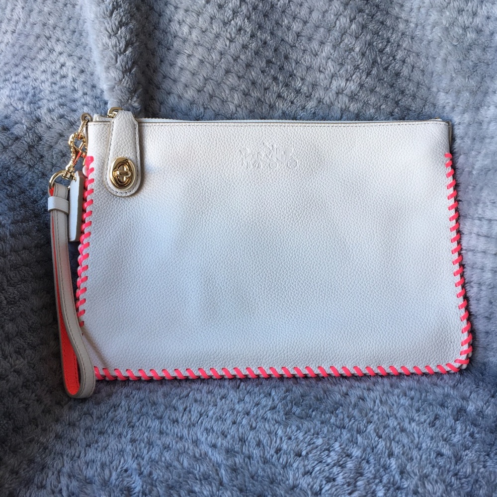 Coach Whiplash Turnlock Wristlet 26 - 53329